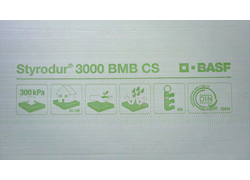 Styrodur 3000 grüne Aufschrift mit verschiedenen Label