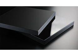 Das Produkt Premium Star, der Firma Fundermax, in gesamt Ansicht, in der Farbe schwarz